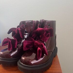 Cat & Jack Burgundy Patent Velvet Bow Ankle Boots